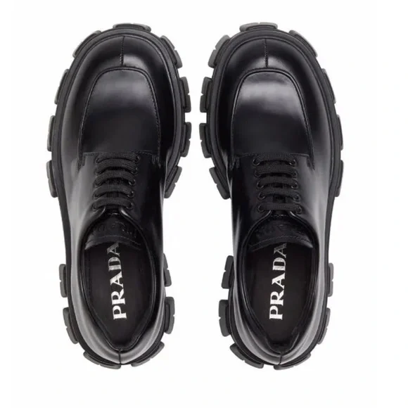 Prada Monolith brushed leather black lace-up dress shoes with lug sole - Picture 2 of 12